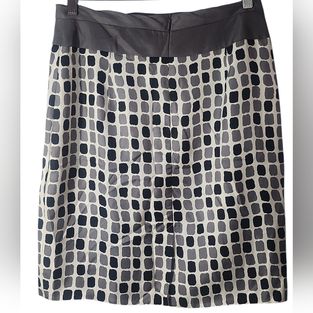 Anthropologie Yoana Baraschi 100% Silk Black and Gray Skirt. 4 - Picture 2 of 10